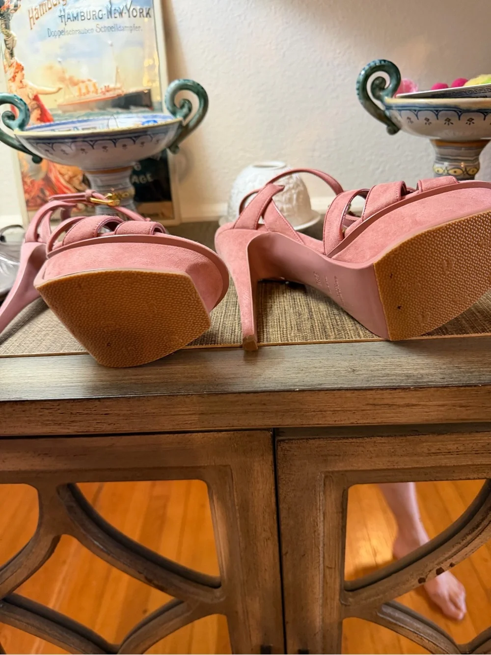 Yves Saint Laurent Rose Suede Platform T-Strap Heels
